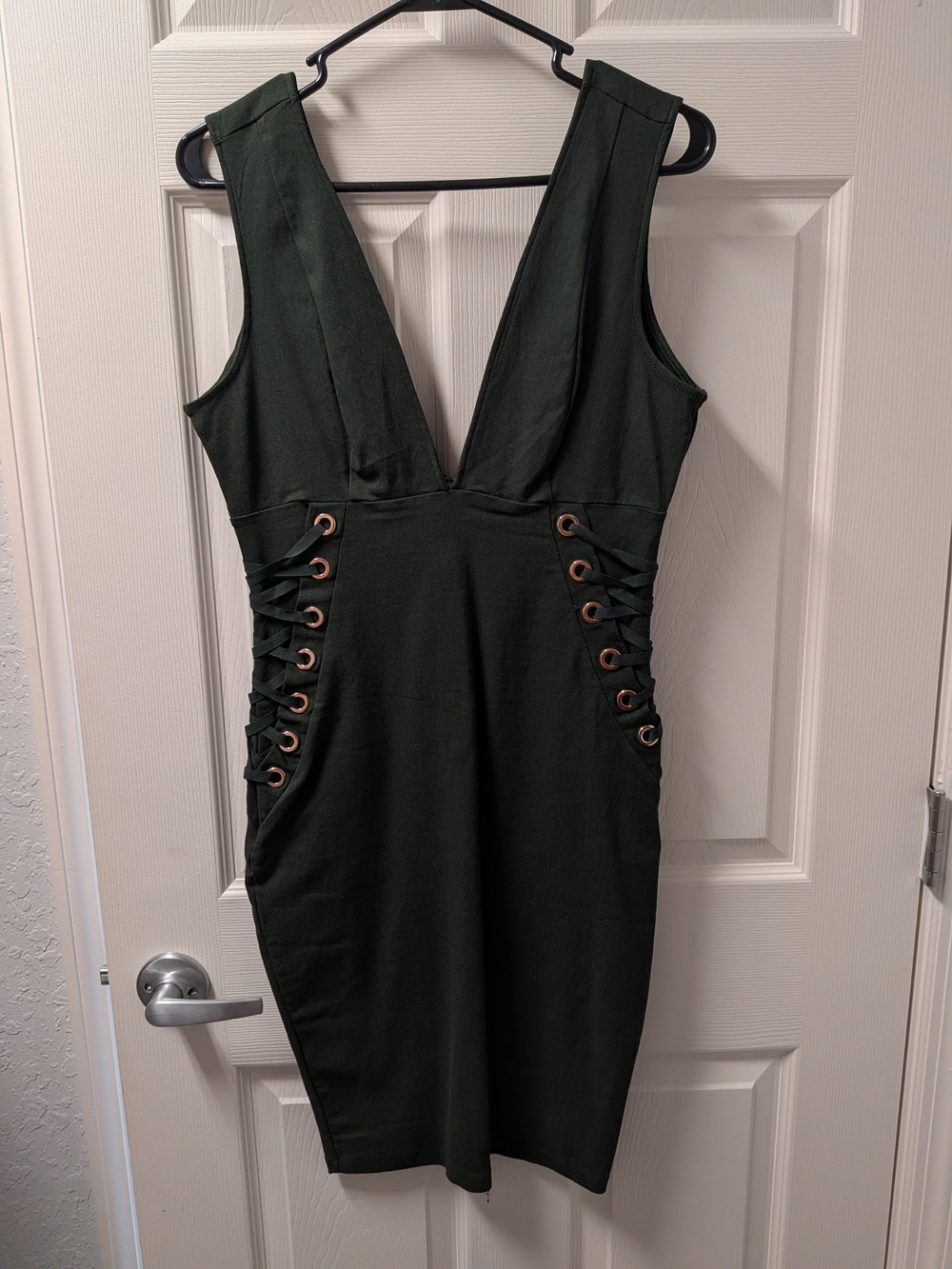 iris Dark Green Plunge Lace-Up Bodycon Dress